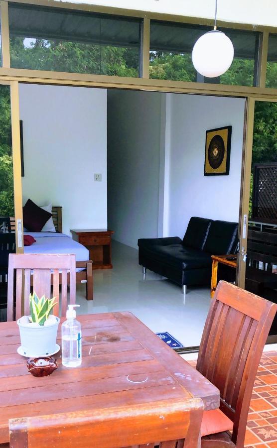 Daisy'S 2 Bedroom Family Home For Up To 5 Guests With Garden & Bbq Koh Samet Екстериор снимка